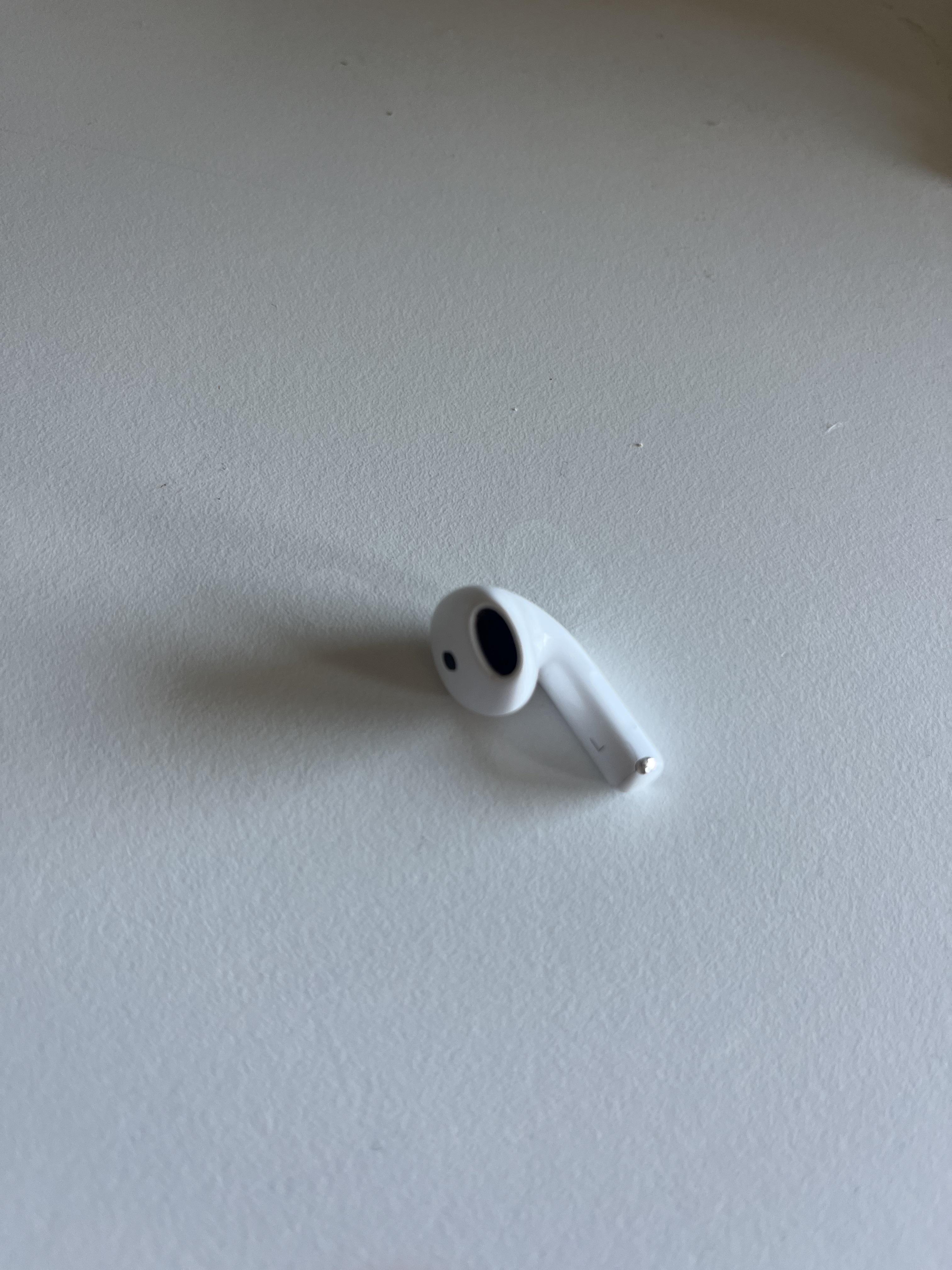 Found Airpods in Brussels