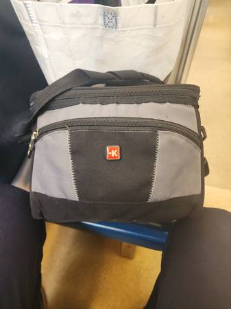 Lost Lunch Kit in Skytrain