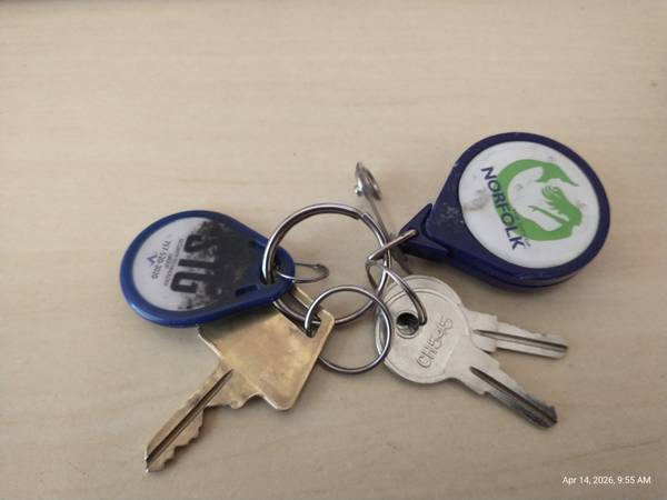 Found Keys in Corner Of Main & Atlantic