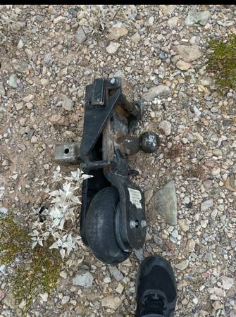 Found trailer hitch