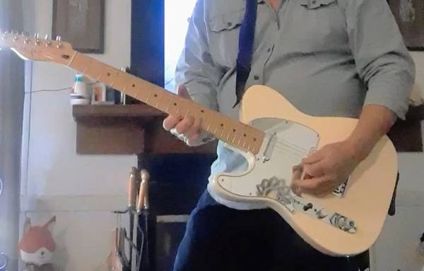 Lost guitar