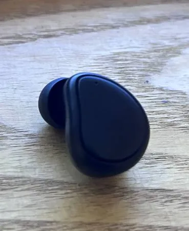 Found headphone