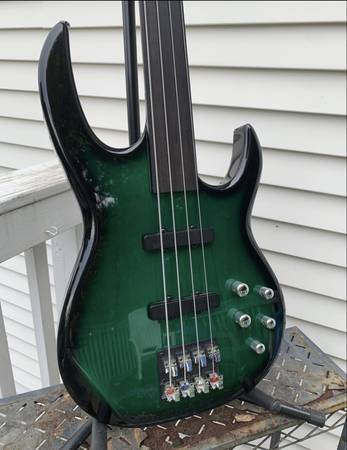 Lost guitar