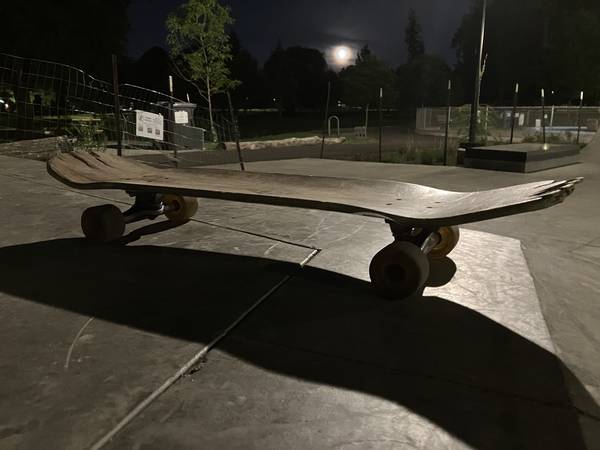 Lost skateboard