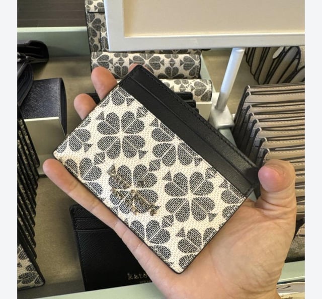 Lost Wallet in Carton Grove