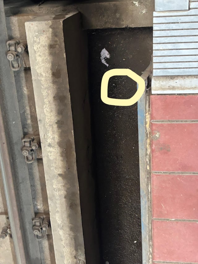 Lost Headphone in Mumbai