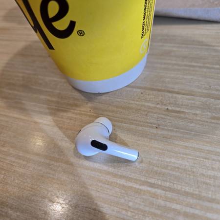 Found headphone