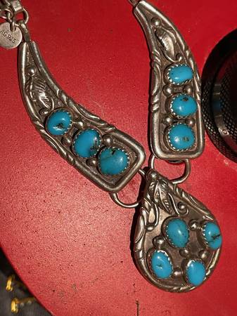 Lost Necklace in Cutten