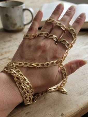 Lost Necklace in Glendora