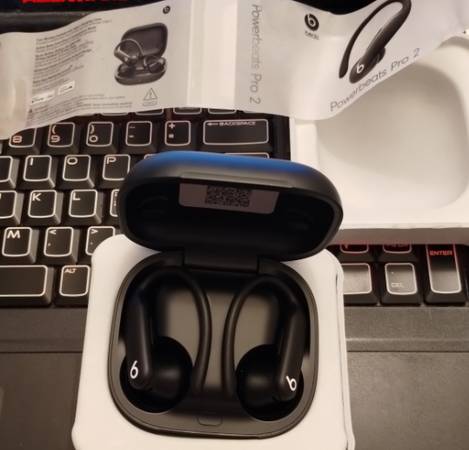 Found headphone