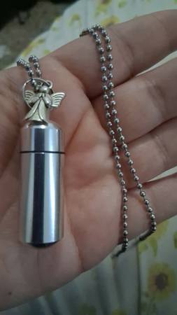 Lost urn