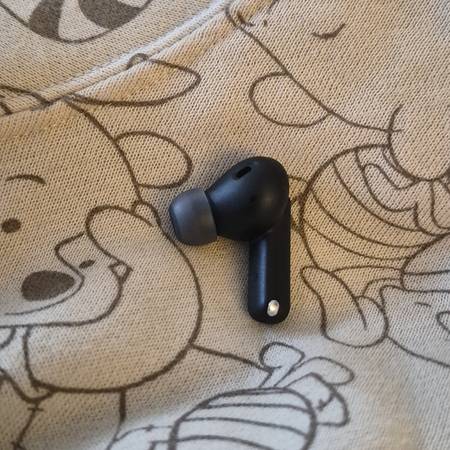 Lost Headphone in Tuality Hospital