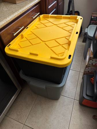 Lost Storage Tub in Chino Valley