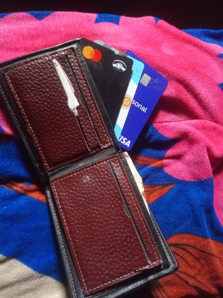 Found Wallet in Banda Del RíO Salí