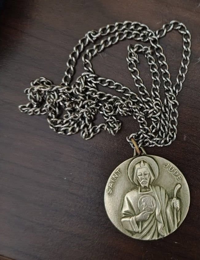 Lost Necklace in Italy