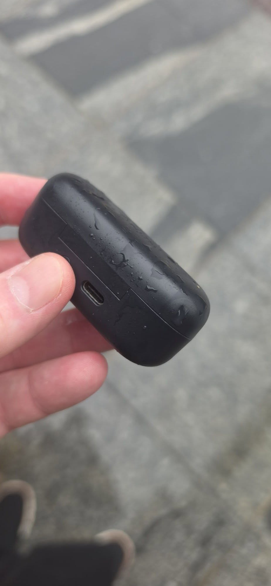 Found headphone