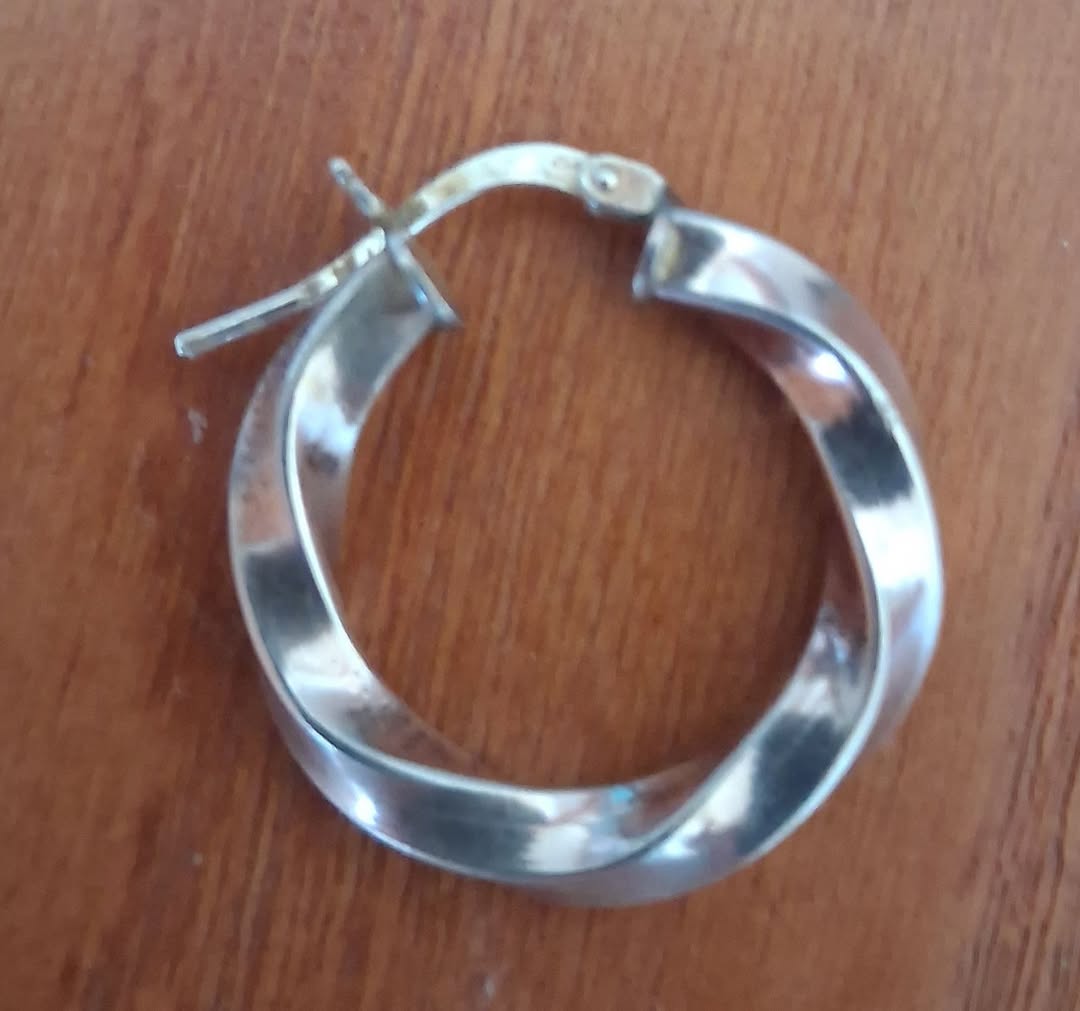 Lost earring