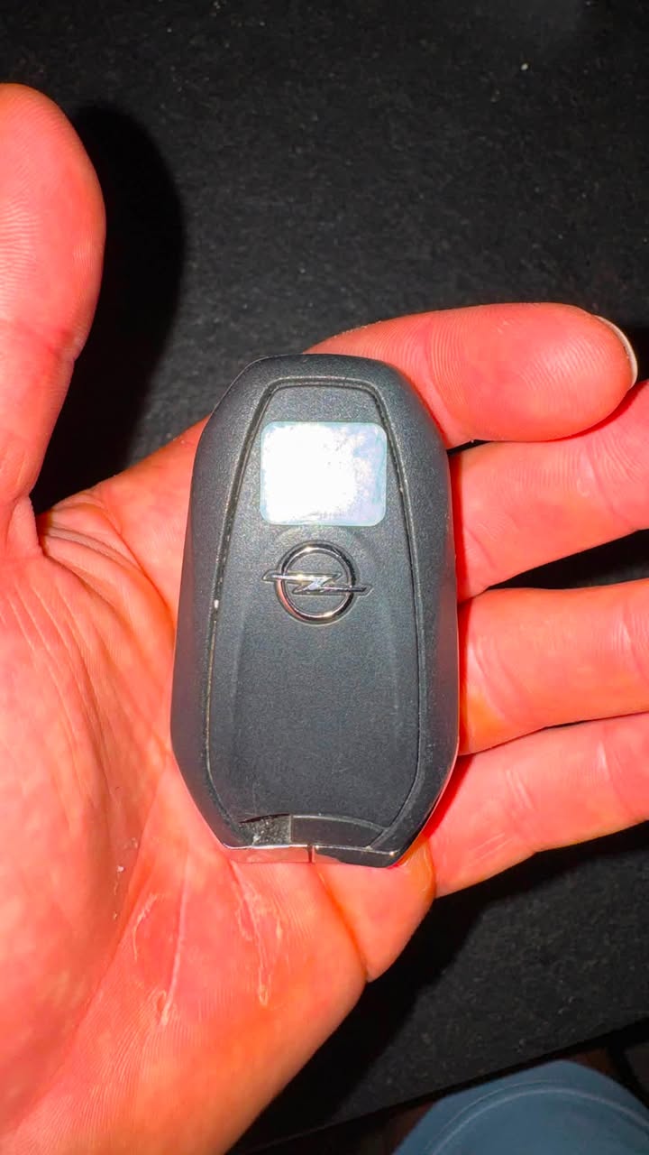 Lost Keys in Langquaid