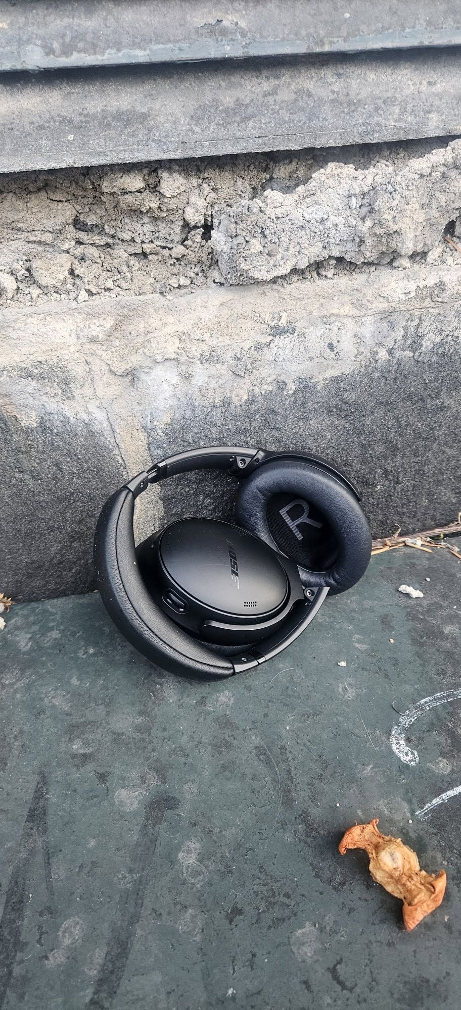 Found headphone