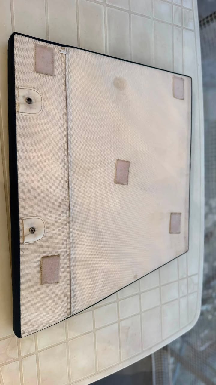 Lost Cushion in Malta