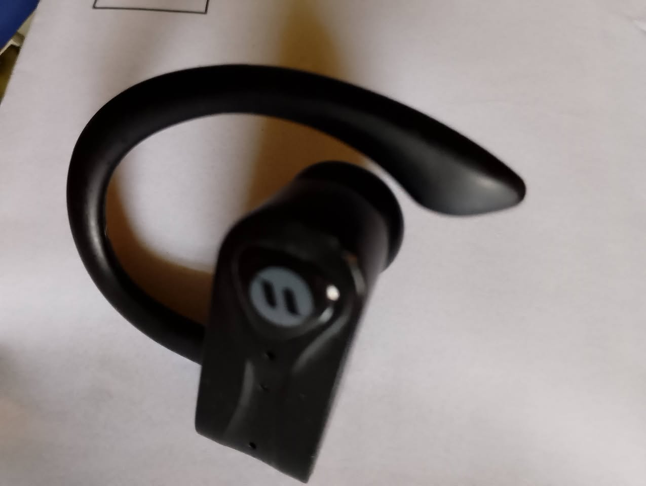 Lost Headphone in Lake Union