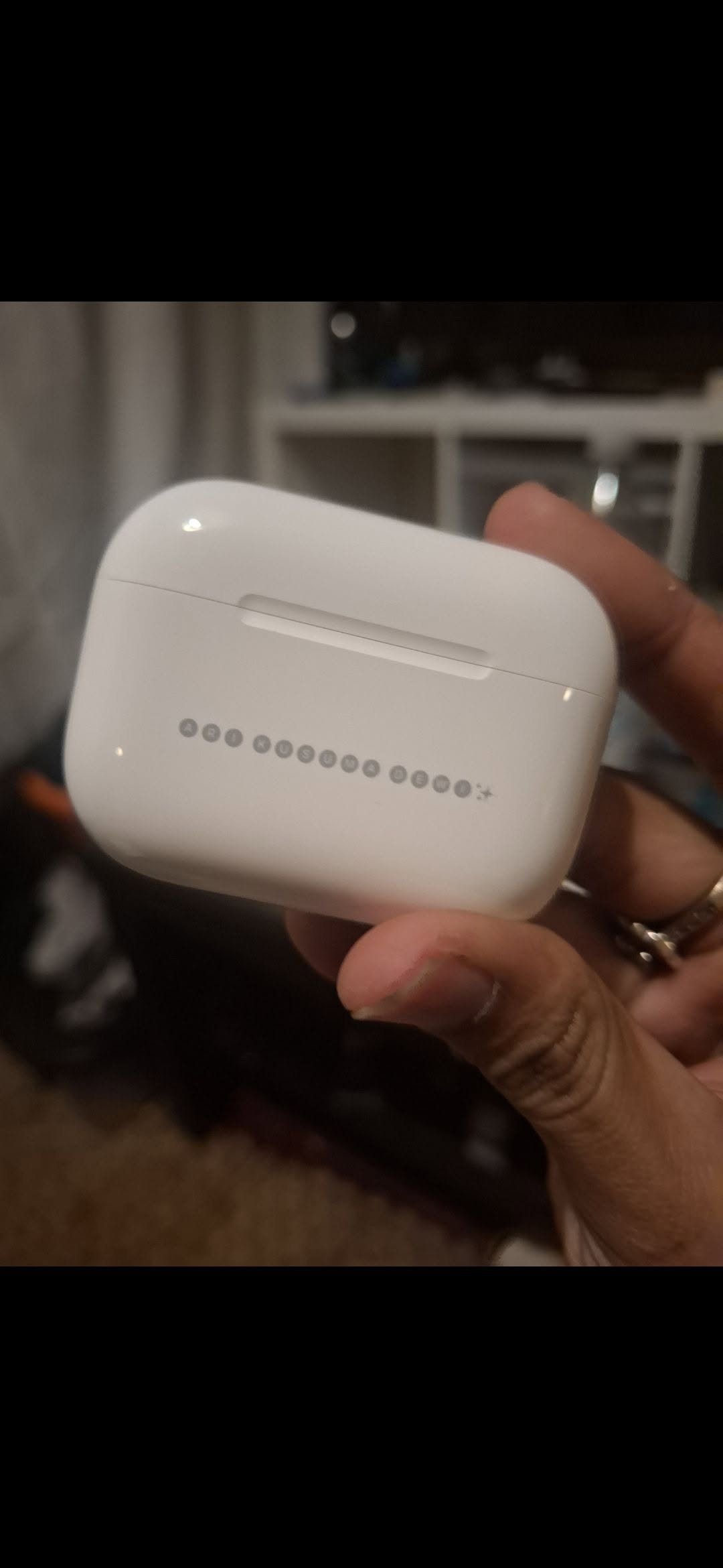 Lost Airpods in London