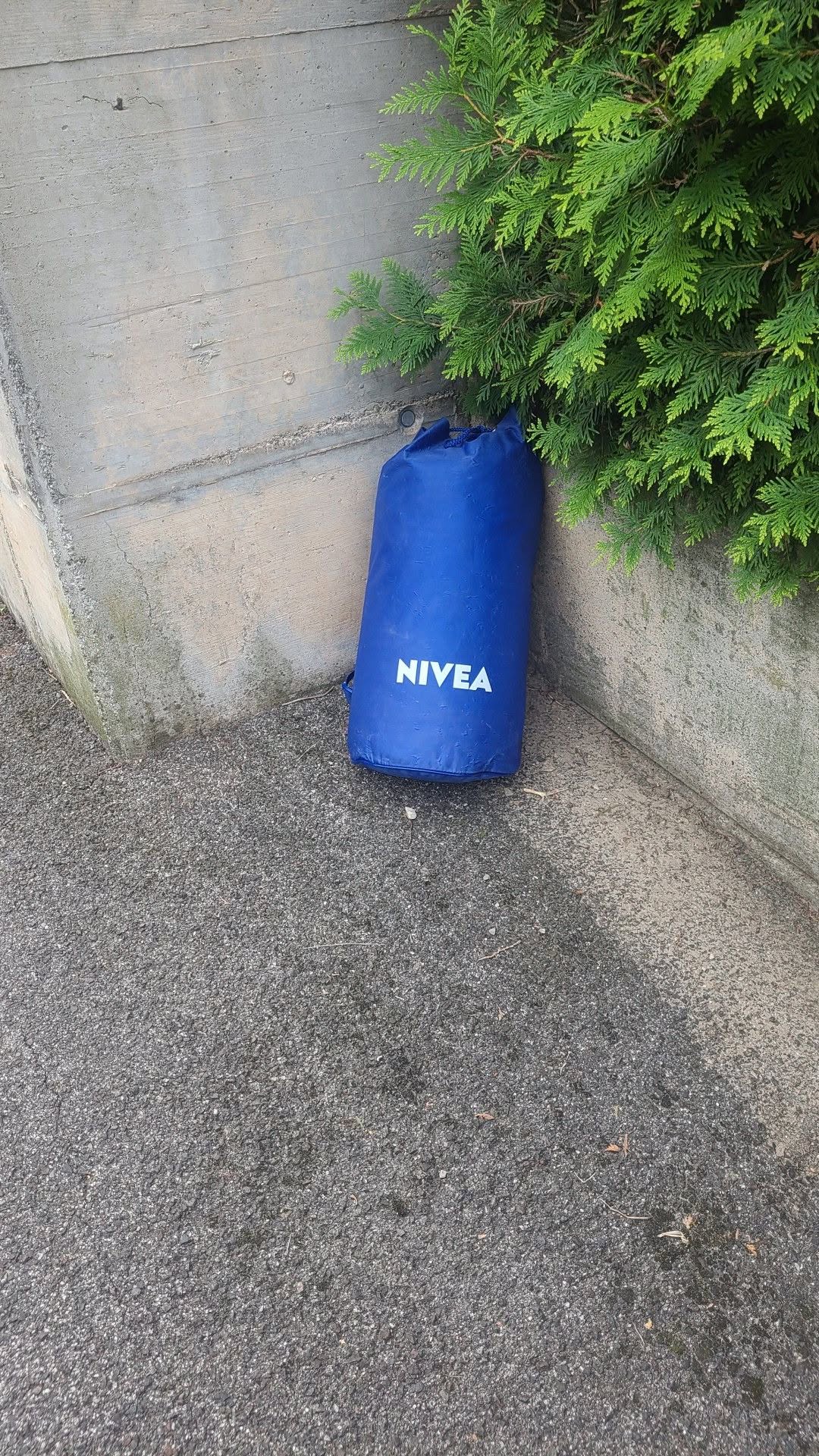 Found Sleeping Bag in Ticino
