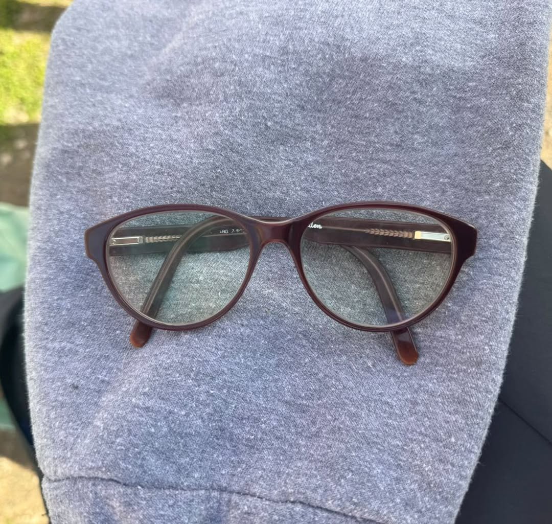 Found Glasses in San Cayetano