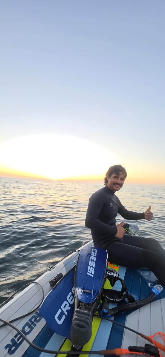 Lost Fins in La Jolla Shores