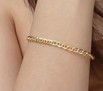Lost bracelet