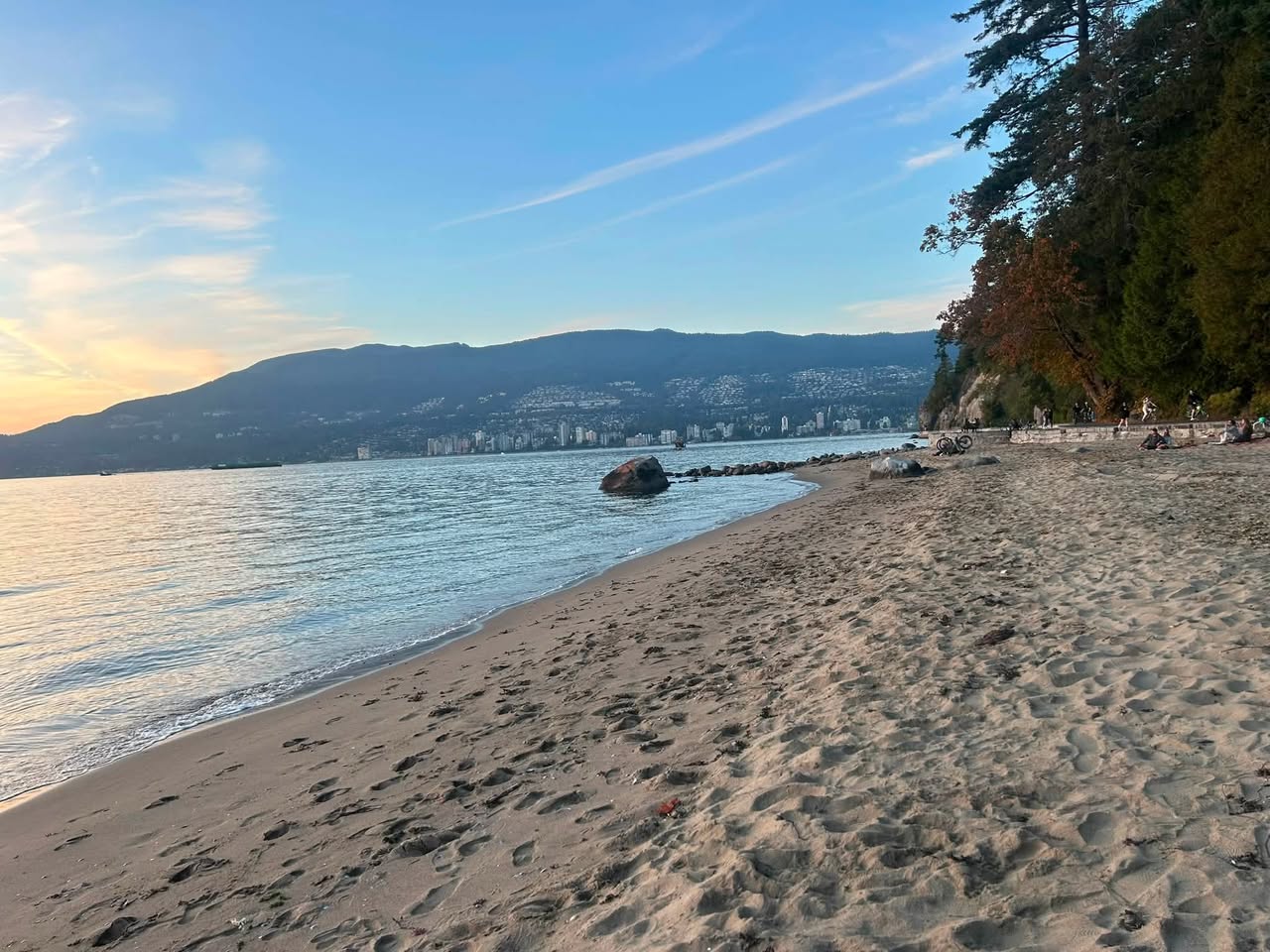 Lost Keys in Stanley Park