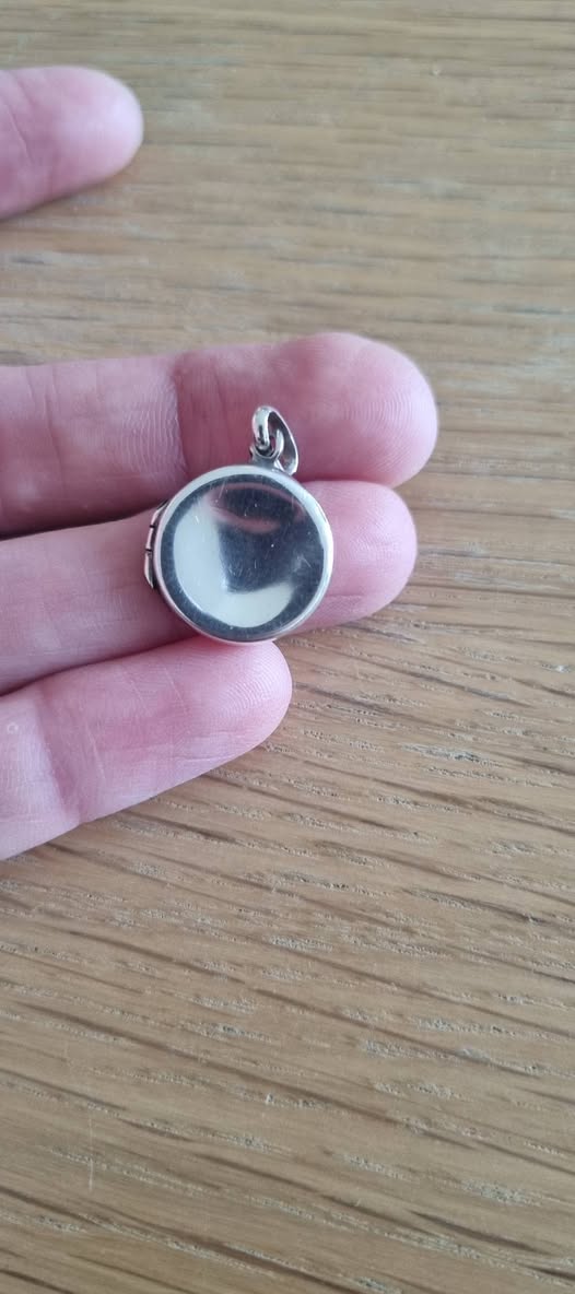 Found necklace