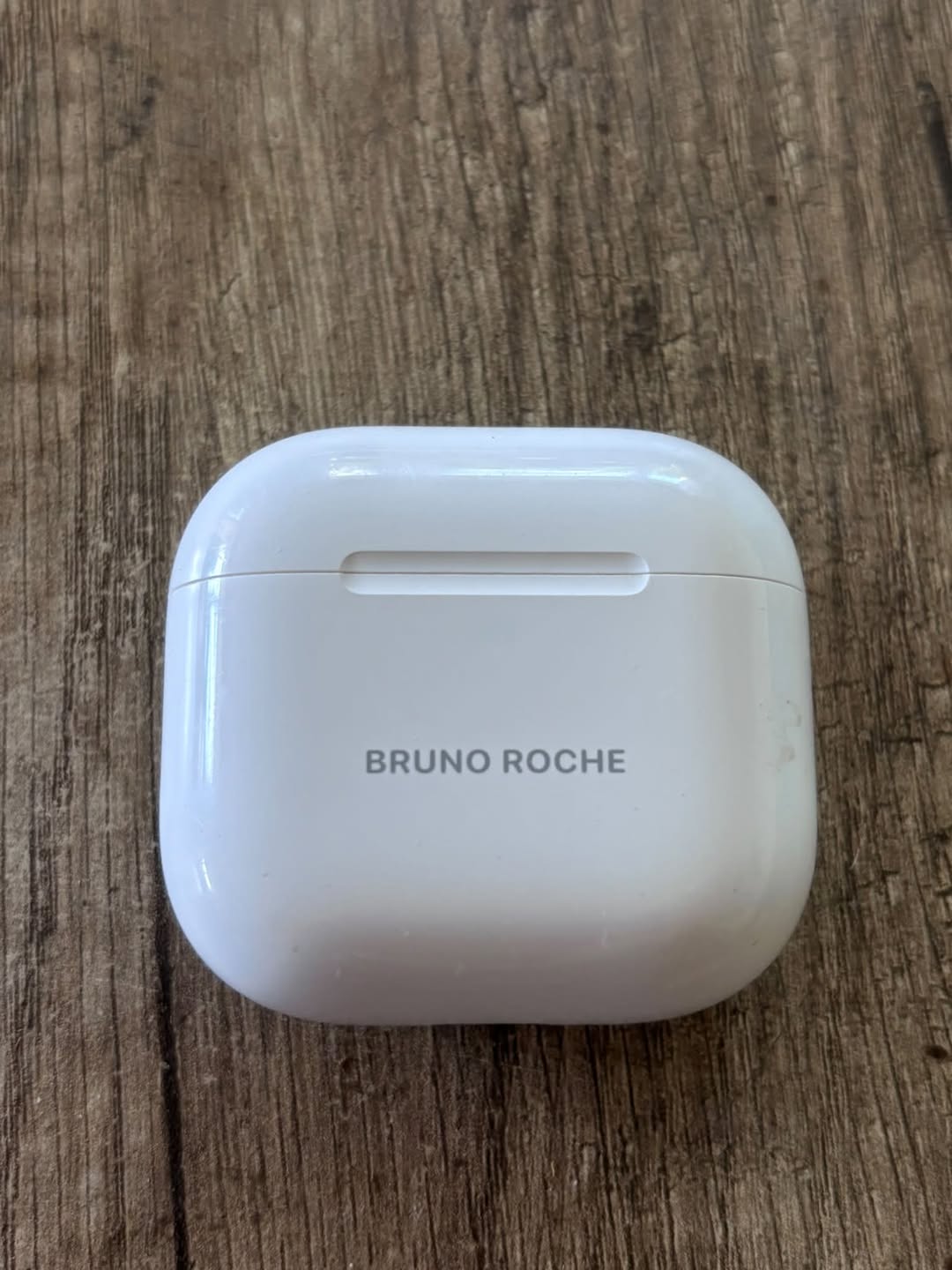 Found Airpods in Geneva