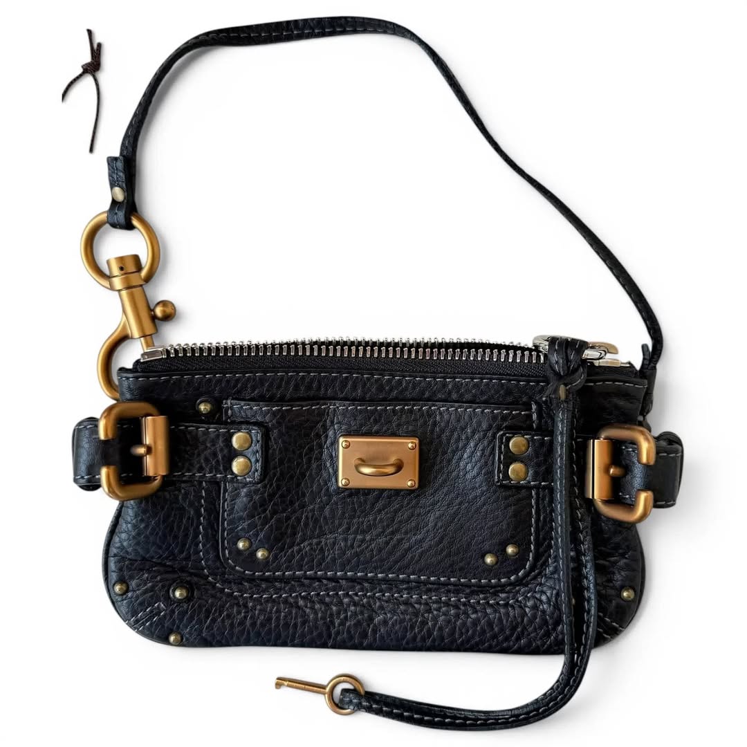 Lost Bag in Locorotondo
