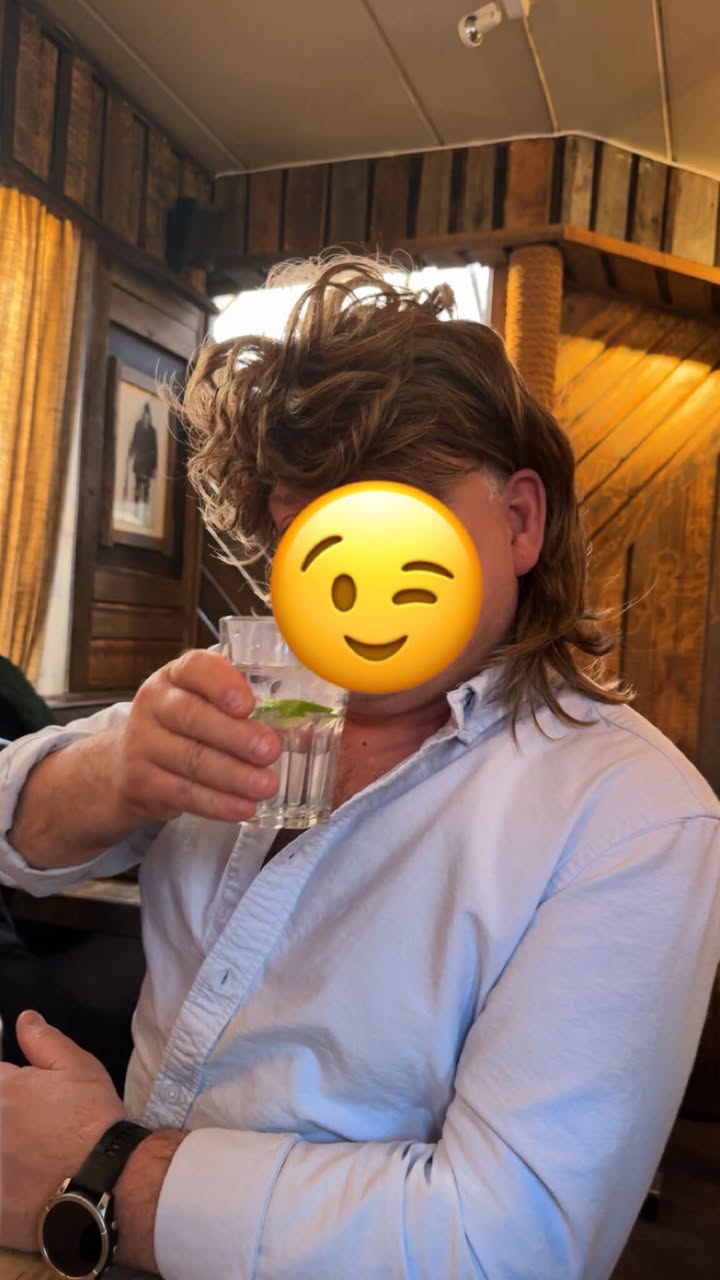 Lost Wig in Longyearbyen