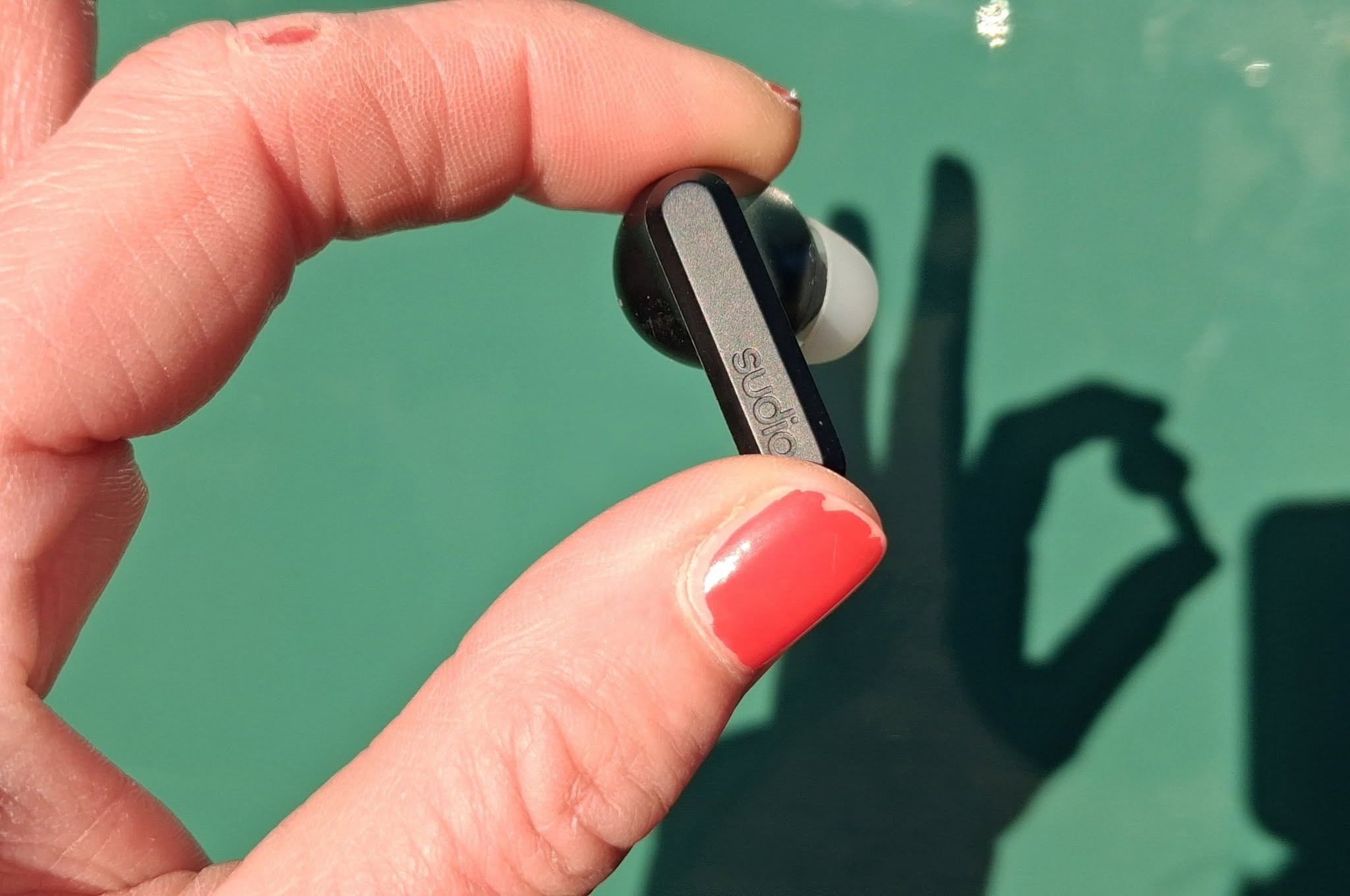 Found headphone