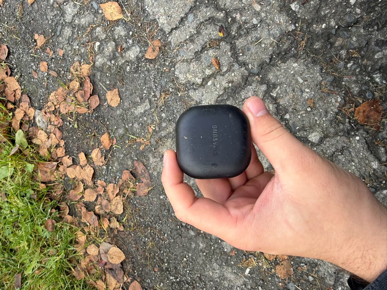 Found headphone