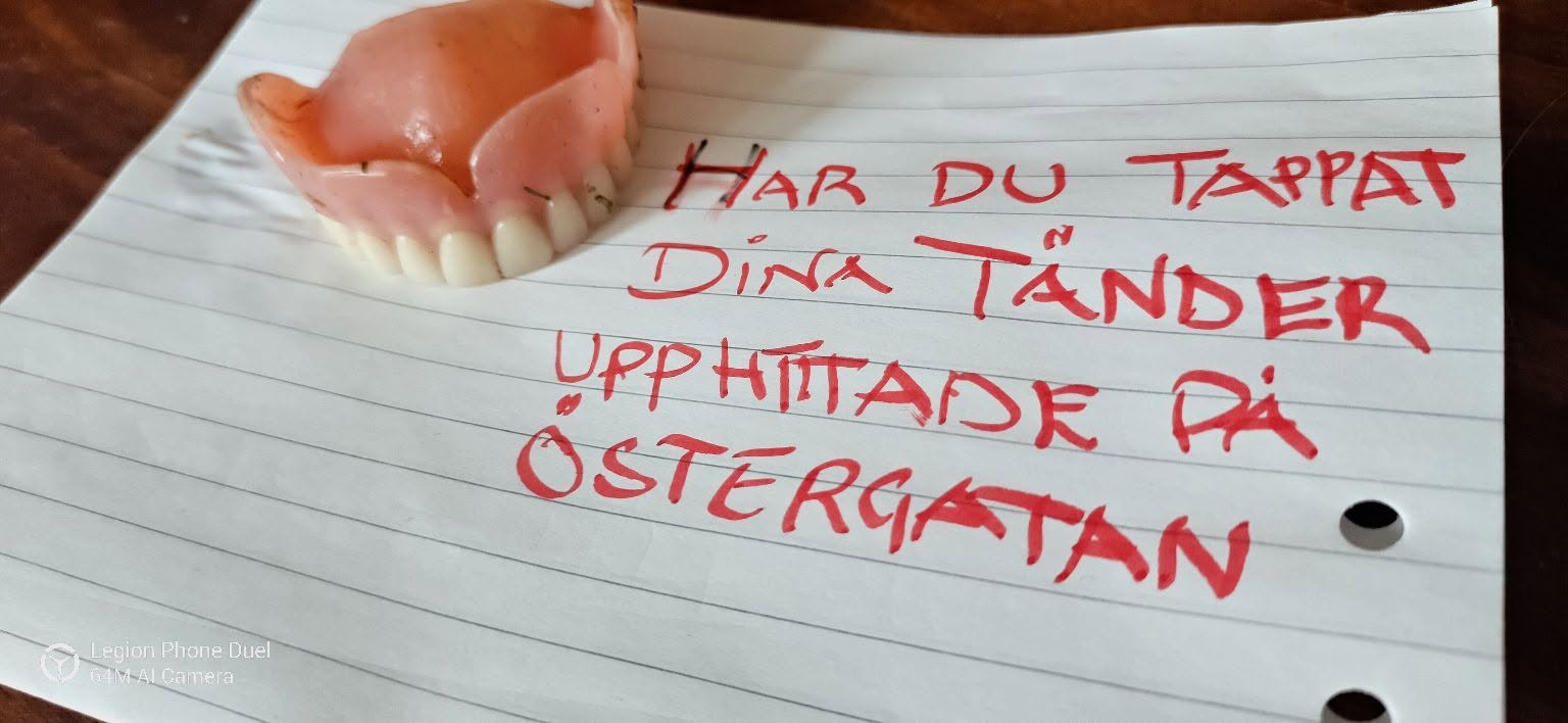 Found Dentures in SöDertäLje