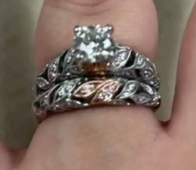 Lost ring