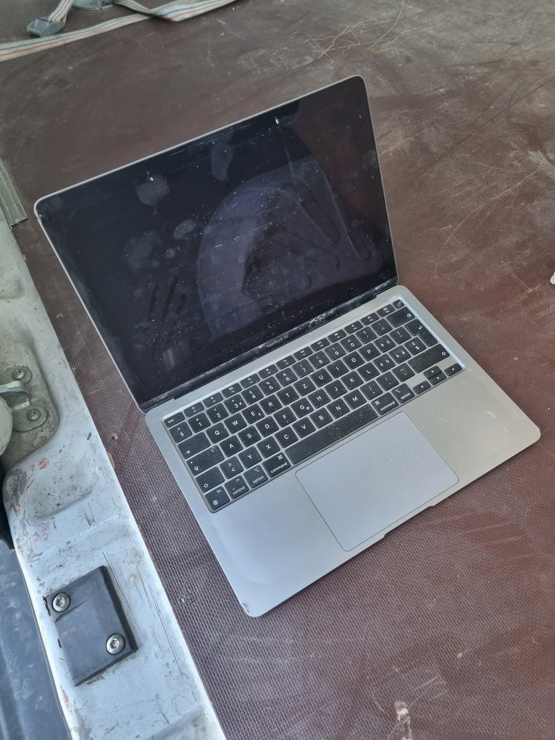 Found Digital Device in Romandy