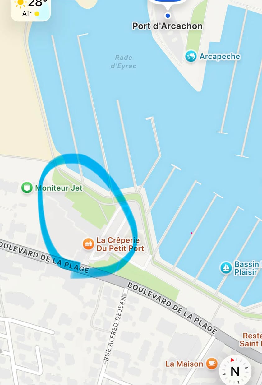 Lost Camera in Arcachon