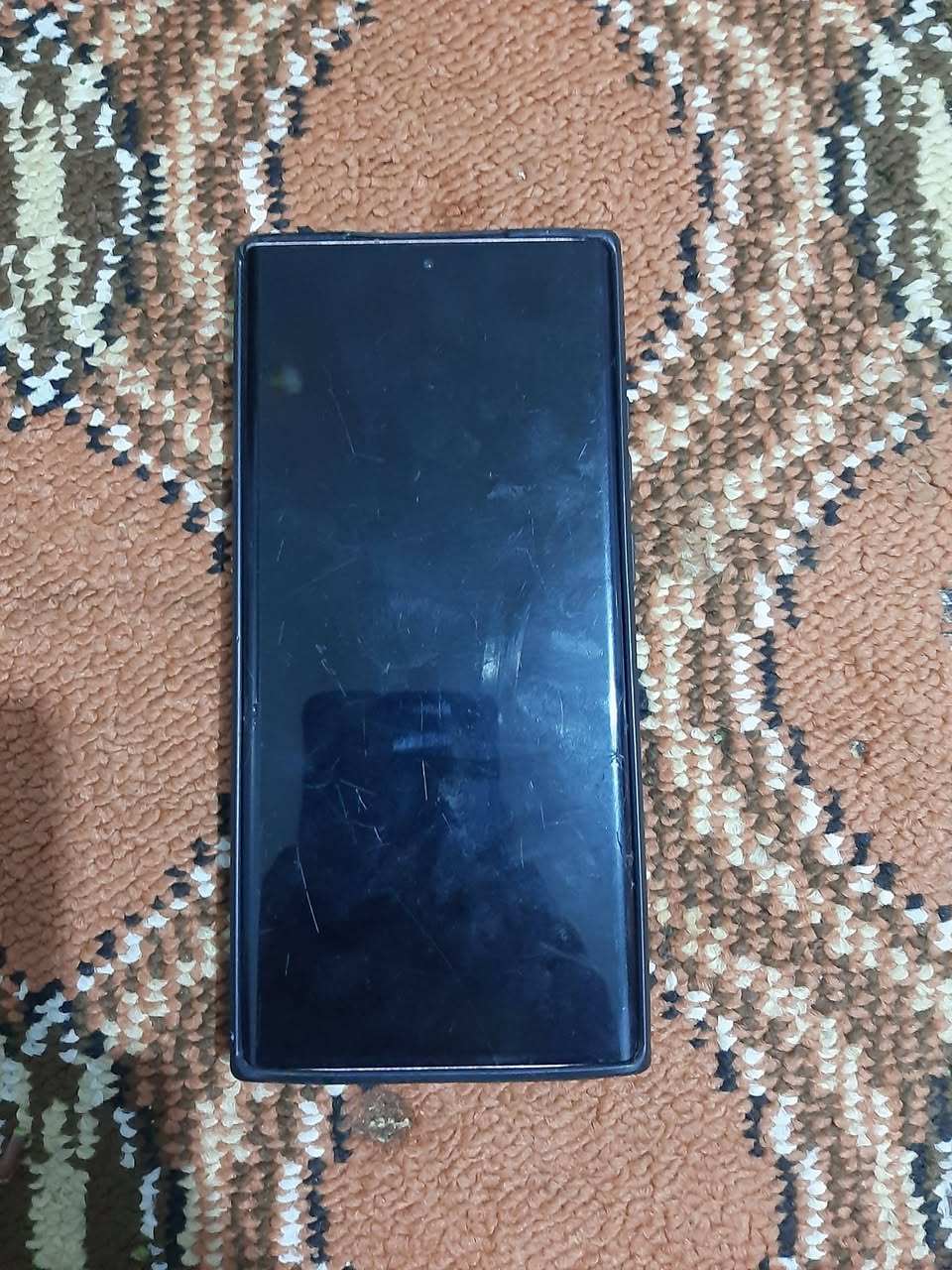 Found Phone in Al-Wadeeah Border Crossing