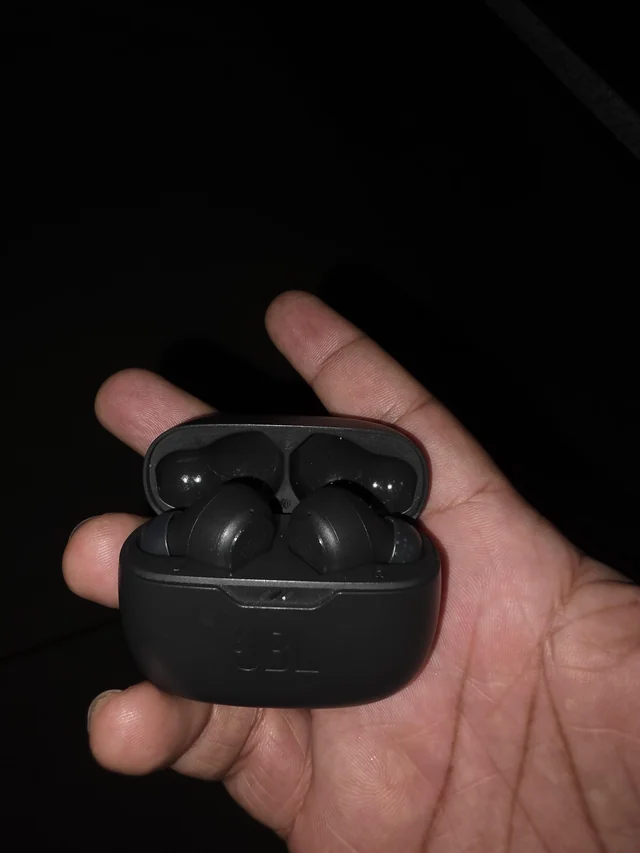 Found headphone