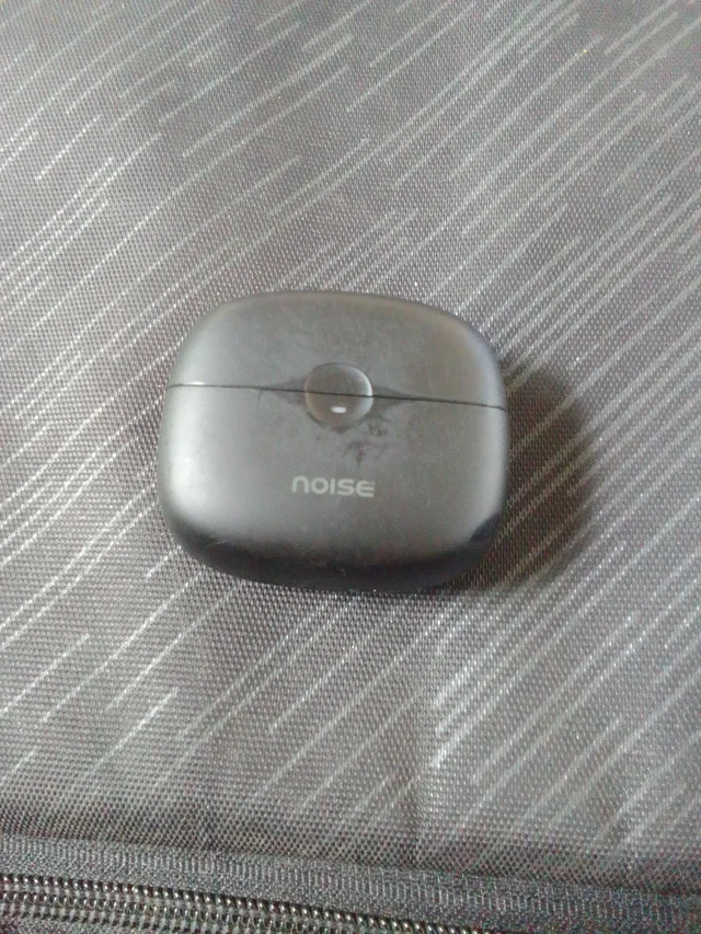 Found headphone