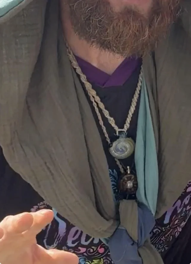 Lost pendant