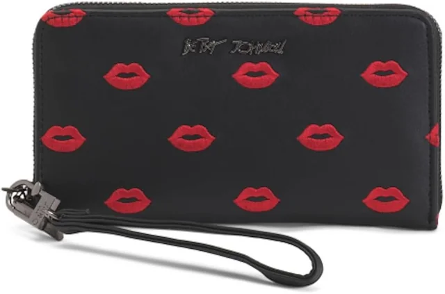 Lost Wallet in Surrey